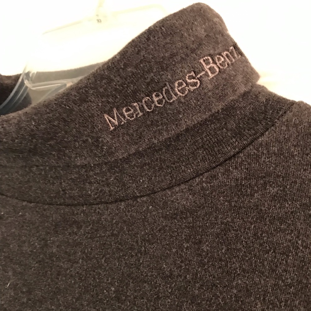 Men’s Mercedes-Benz long sleeve turtle neck size L